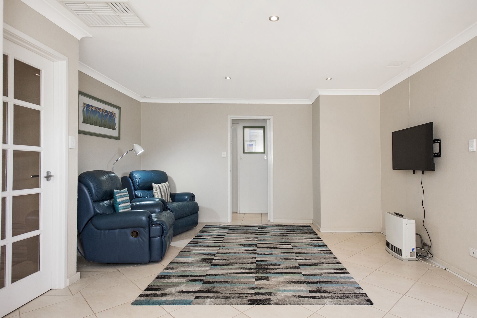 Duncraig family home in quiet street