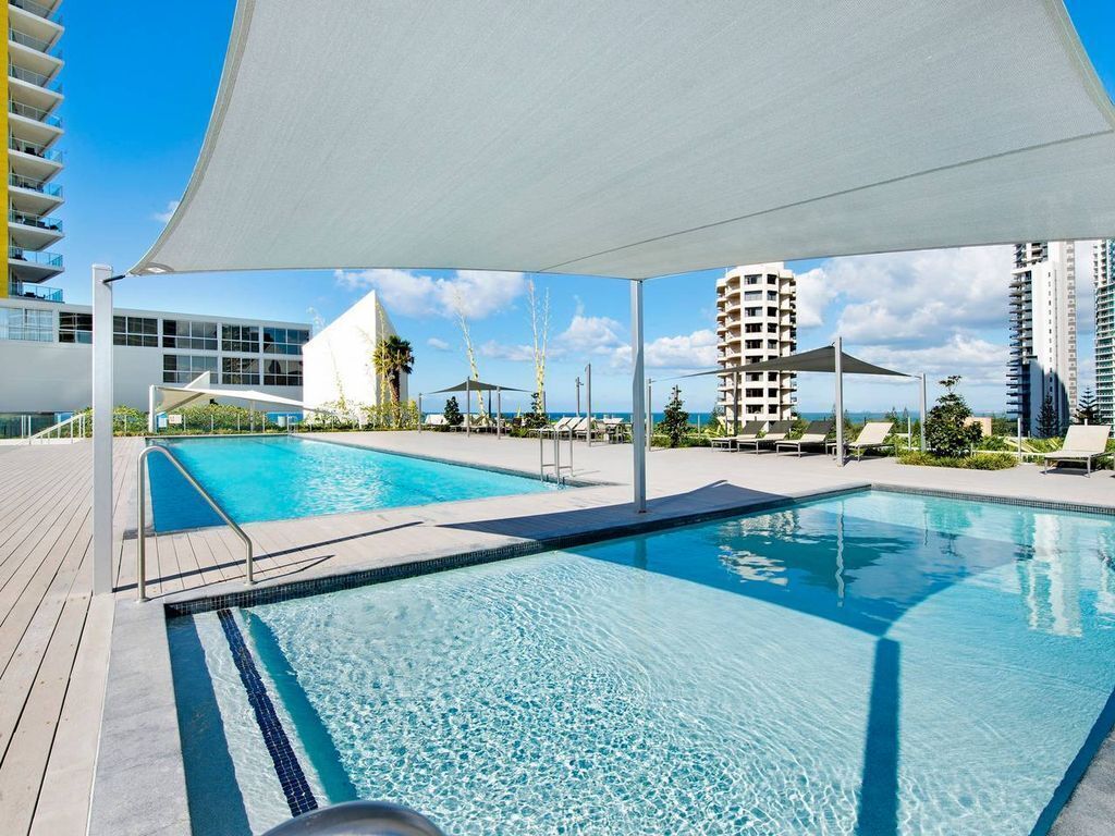 Air On Broadbeachstunning Ocean Views! Freewinewifiparking