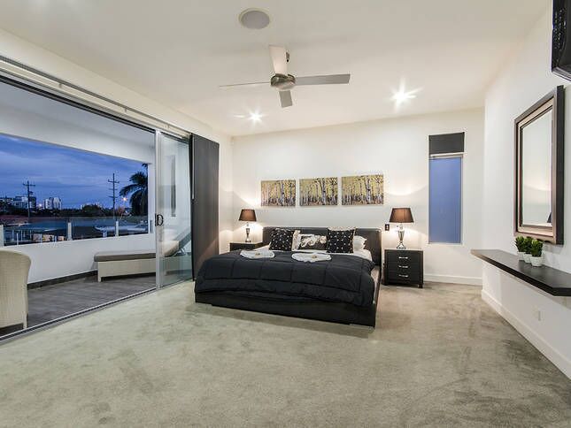 Vogue Holiday Homes - THE Grand @ Broadbeach