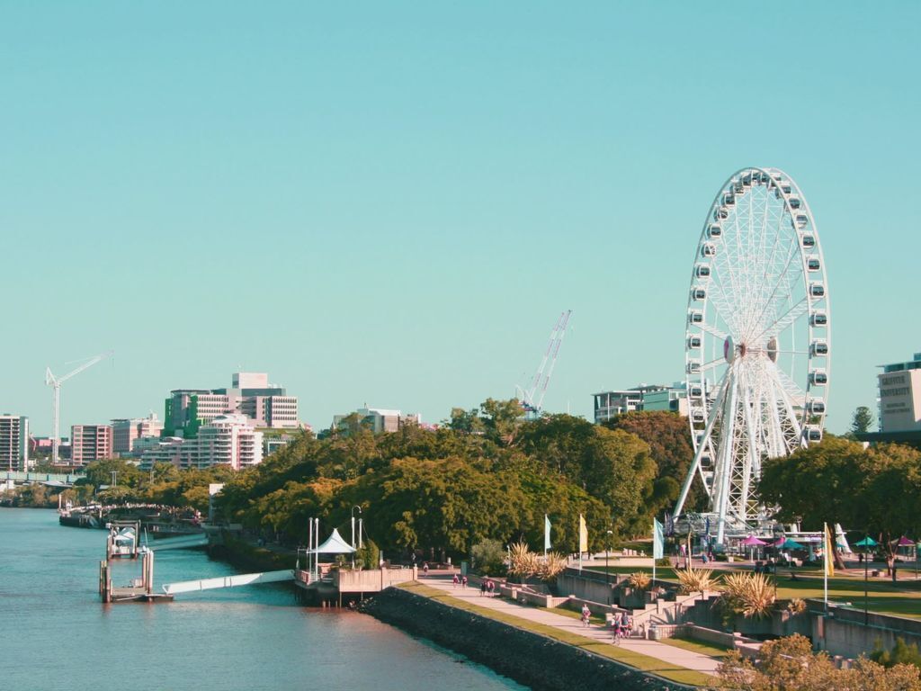 Elegant Water Front Apartment+parking@south Bank