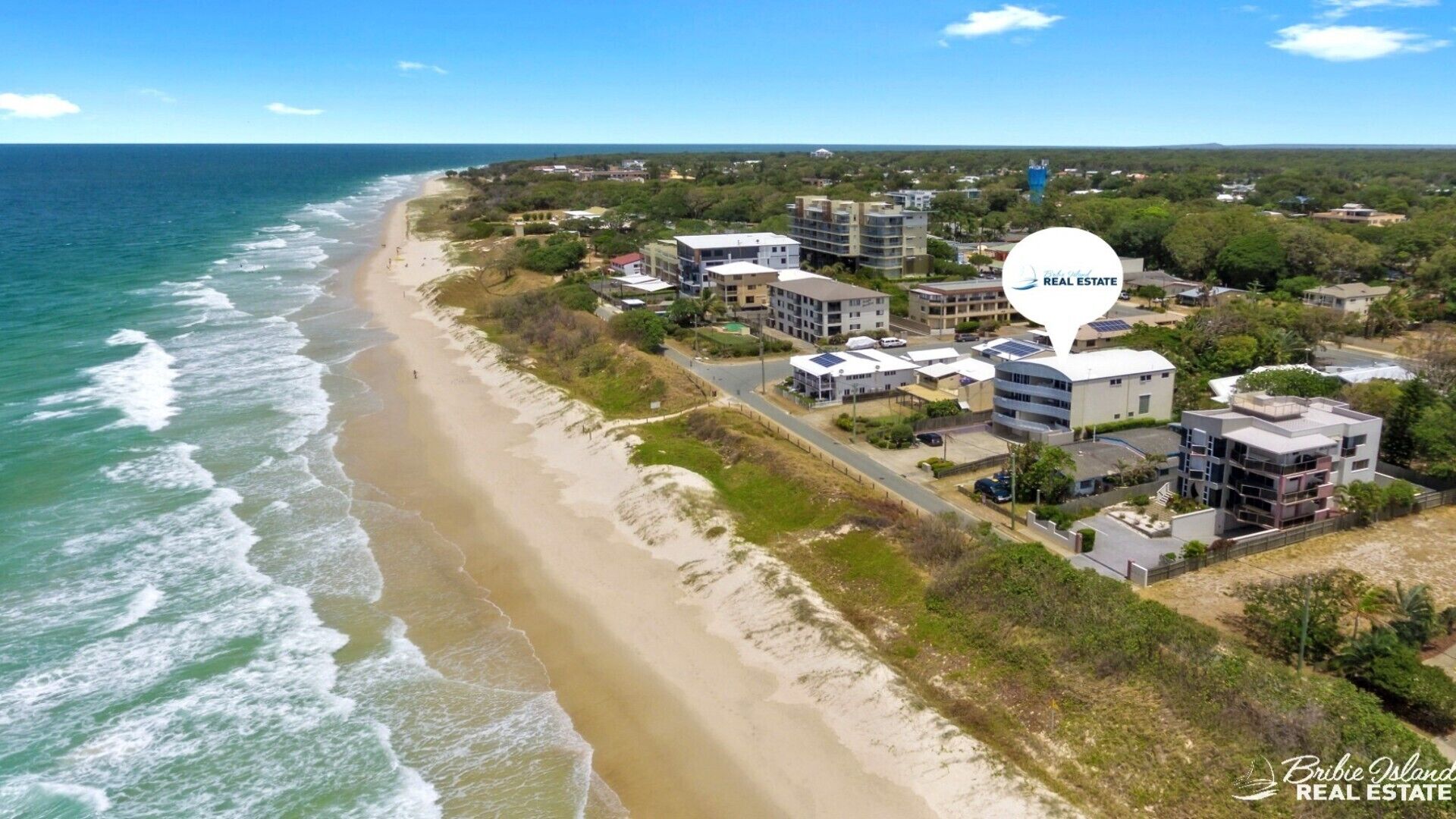 HUGE TWO LEVEL BEACHFRONT APARTMENT