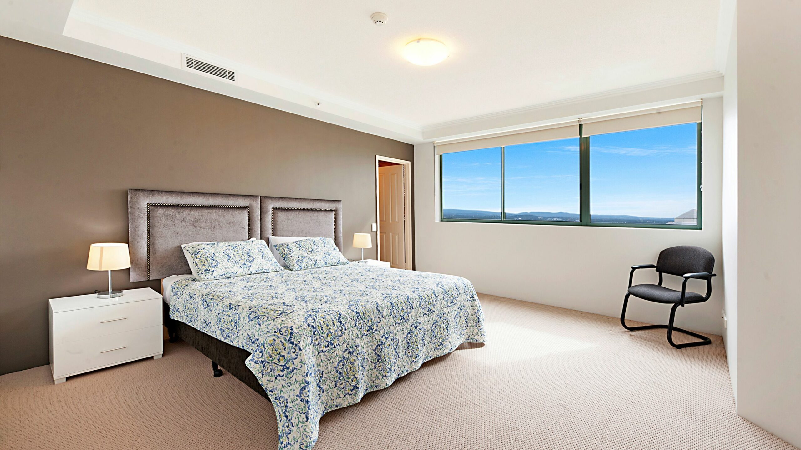 Surfers Paradise Luxury Apartment Ocean Front Panorama