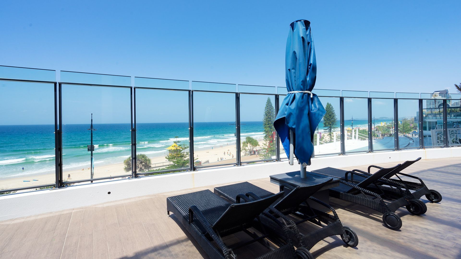 Luxury For The Soul 2 Bedroom Beachfront Apartment