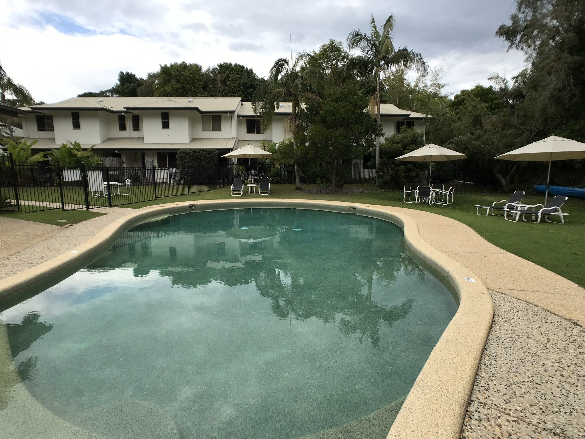 This Spacious Modern Townhouse is Located Just 2kms From Byron CBD