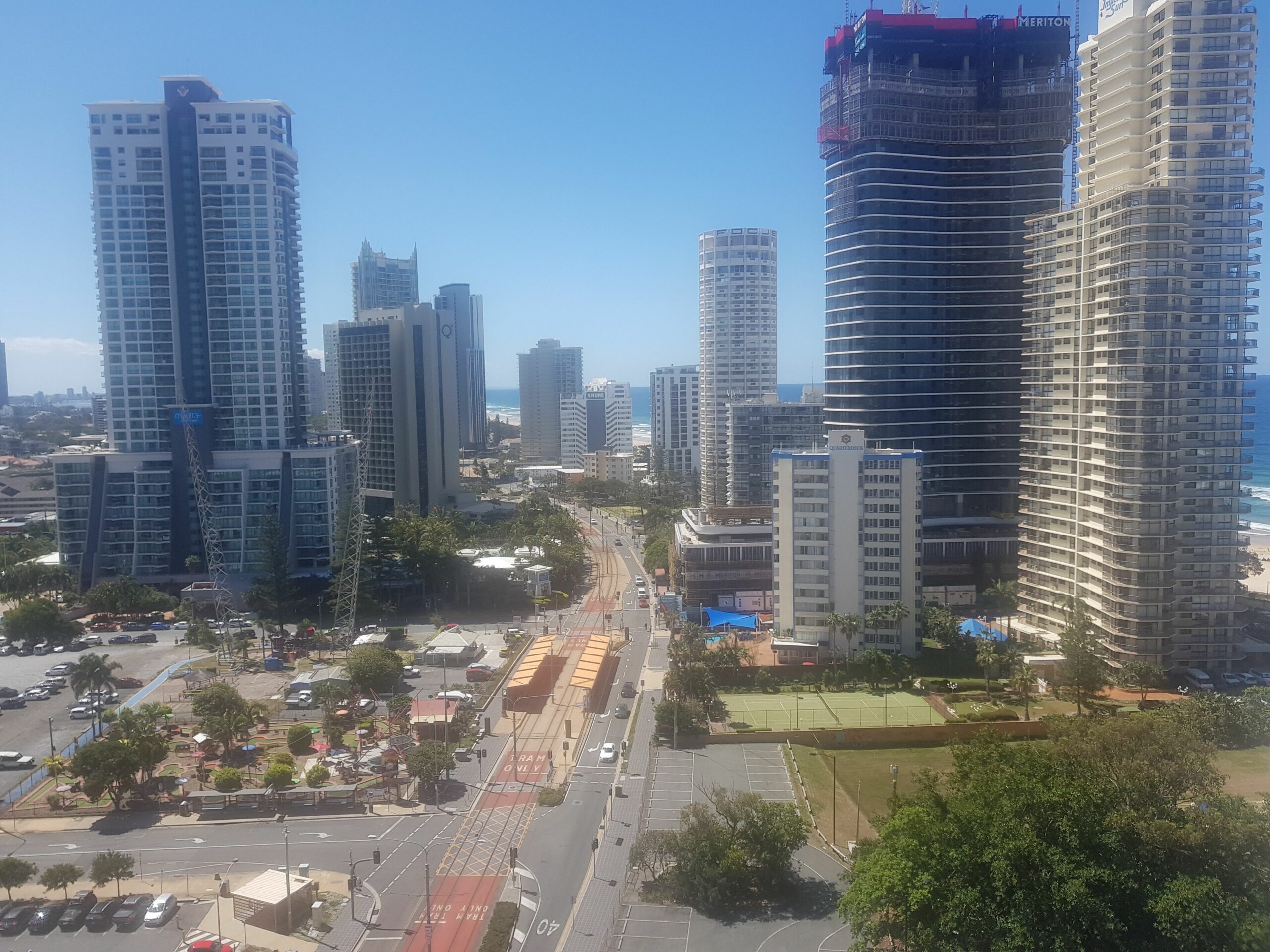 16th Floor Surfers Paradise Suite