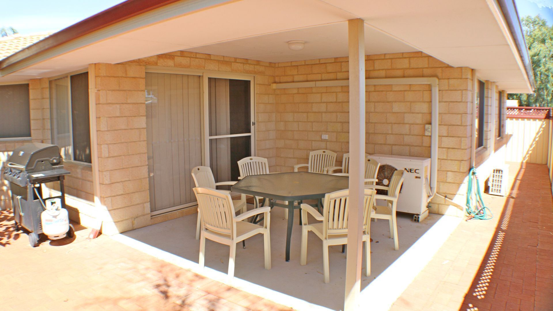 Airconditioned Geraldton Luxury Retreat