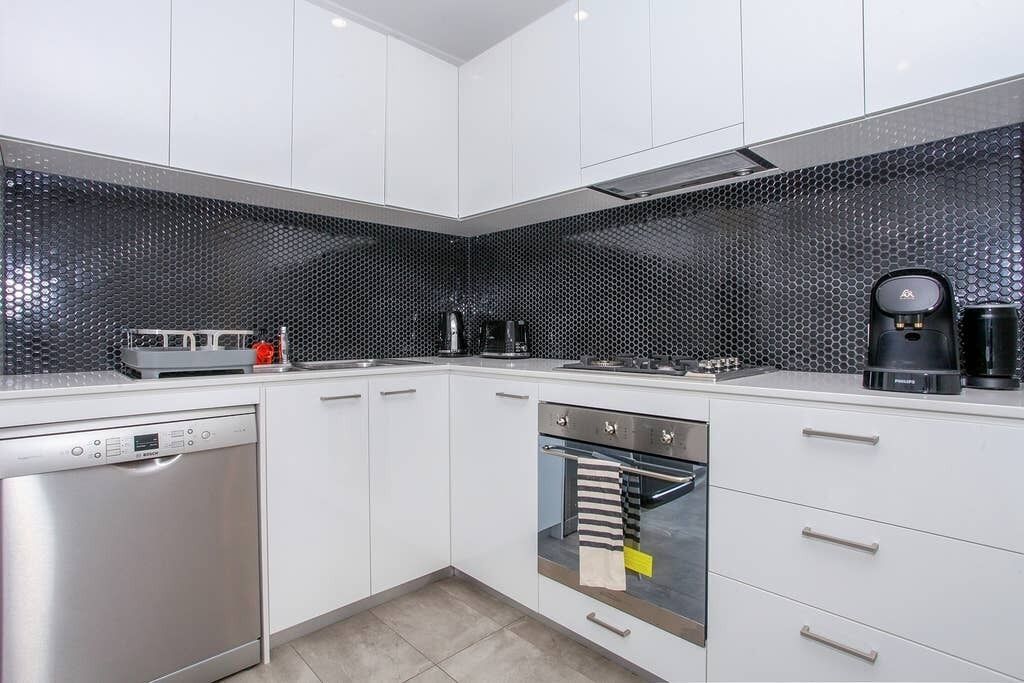 This Apartment is a 1 Bedroom, 1 Bathrooms, Located in Perth, WA