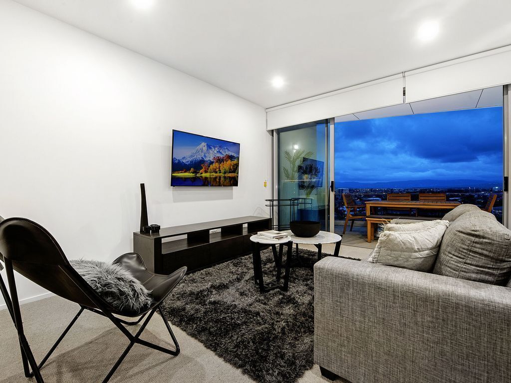 Neo Apartments - Holidays Gold Coast 2 Bedrooms 2 Bathrooms