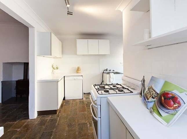 Gorgeous Central Subiaco Cottage - Walk to Kings Park, Cafes, Restaurants, Train