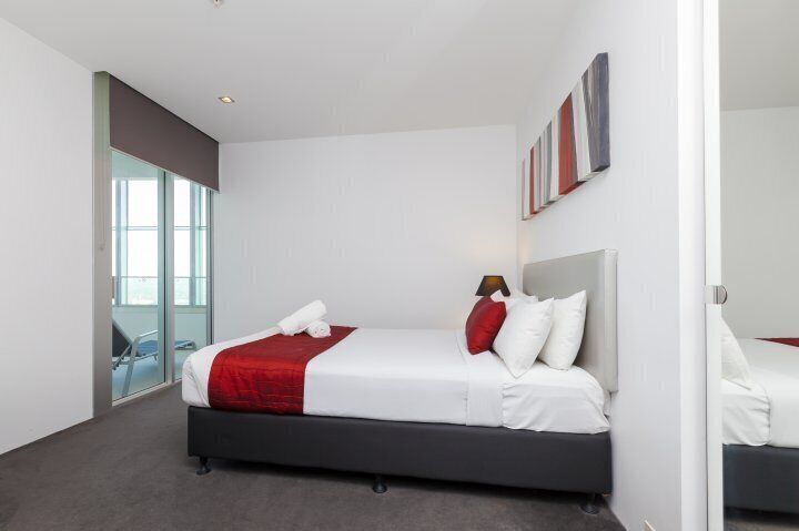 Spacious Stylish Four Bedroom Executive Apartment in the Heart of Surfers Paradise Q1 Resort & Spa