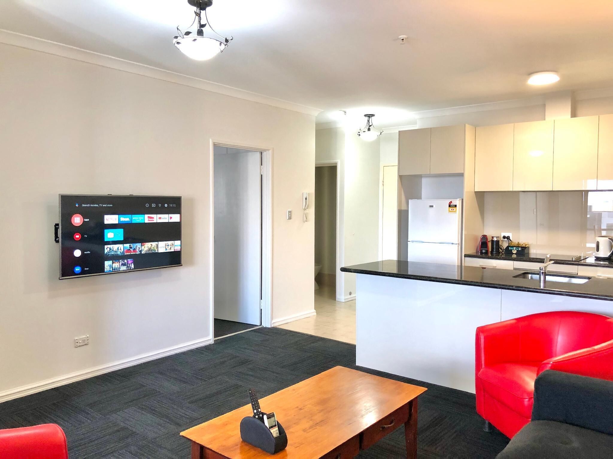 Huge two Bedroom, Updated and Fully Renovated Kitchen