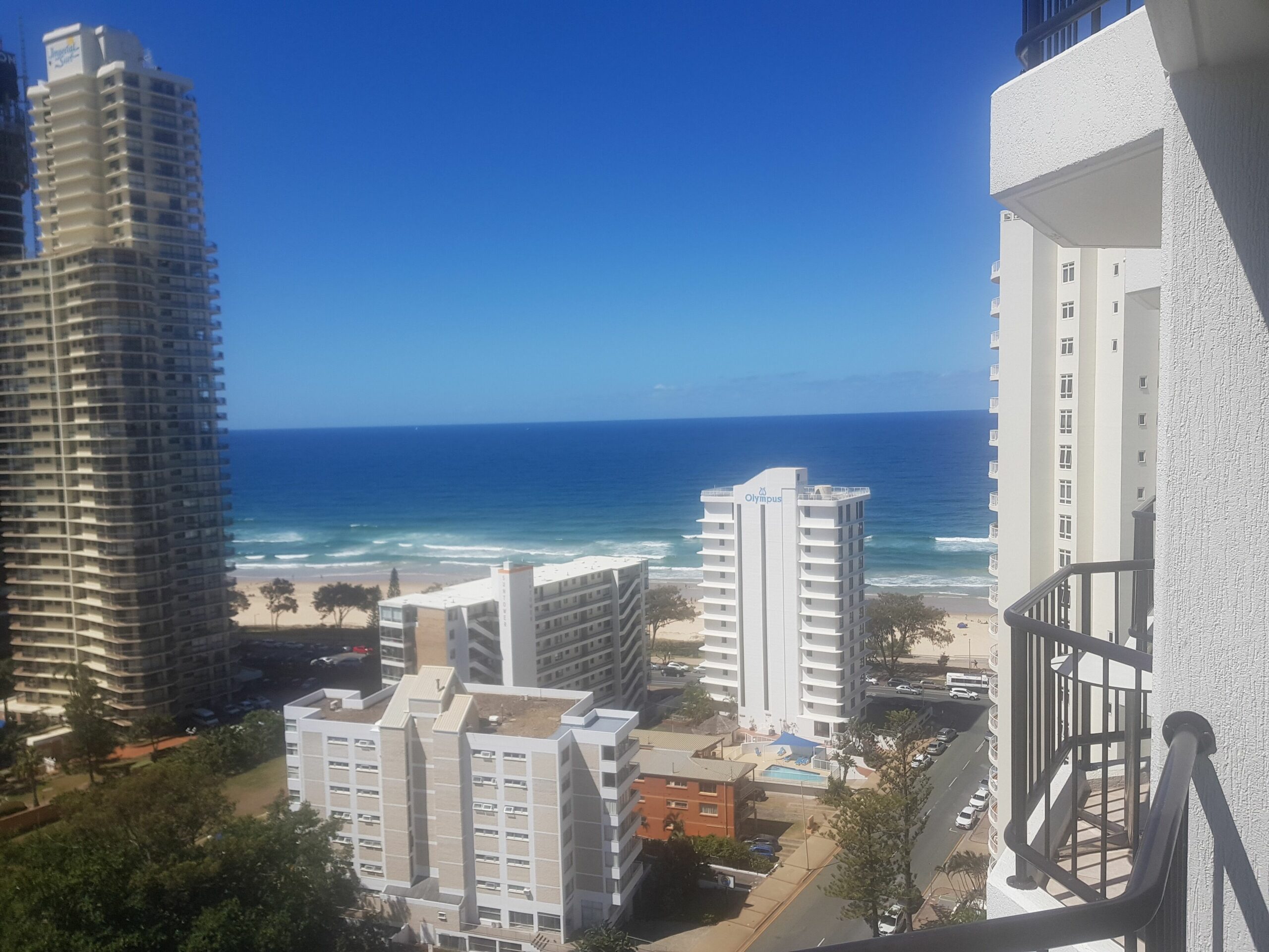 16th Floor Surfers Paradise Suite