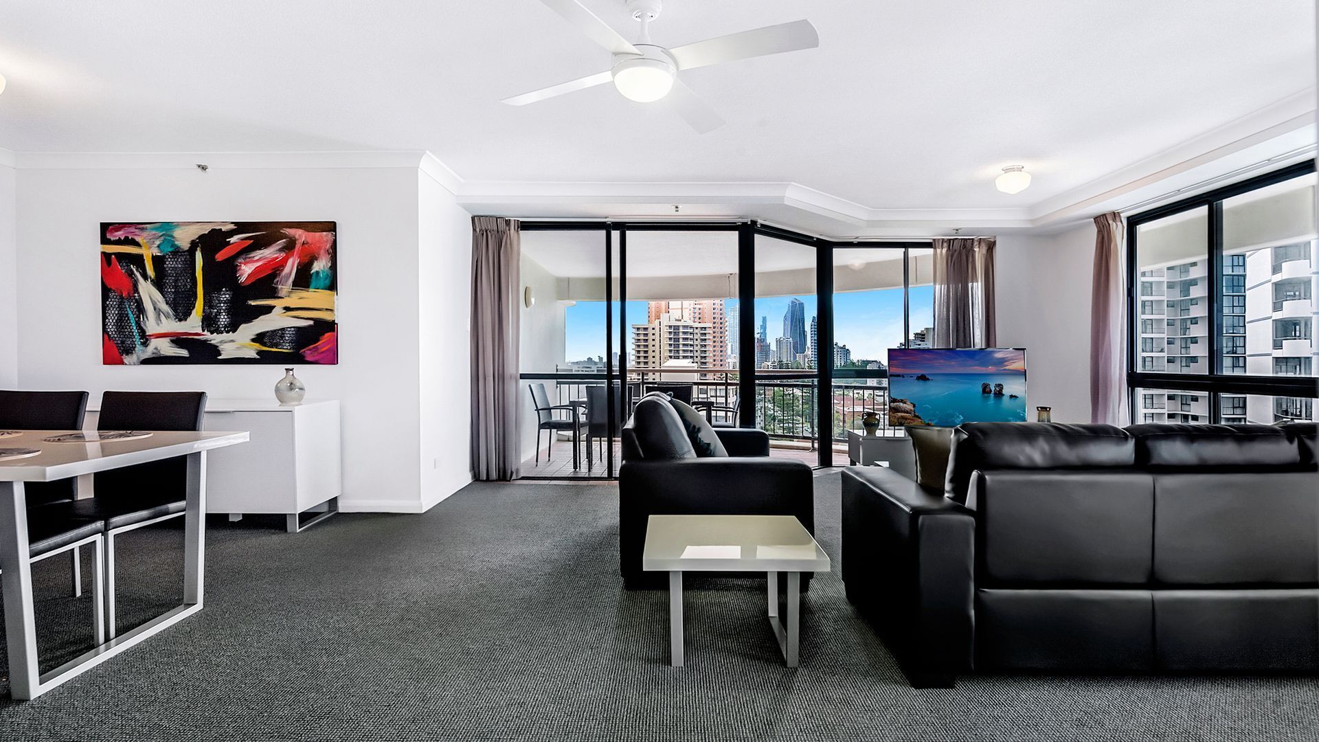 Victoria Square 2 Bed Ocean View Broadbeach