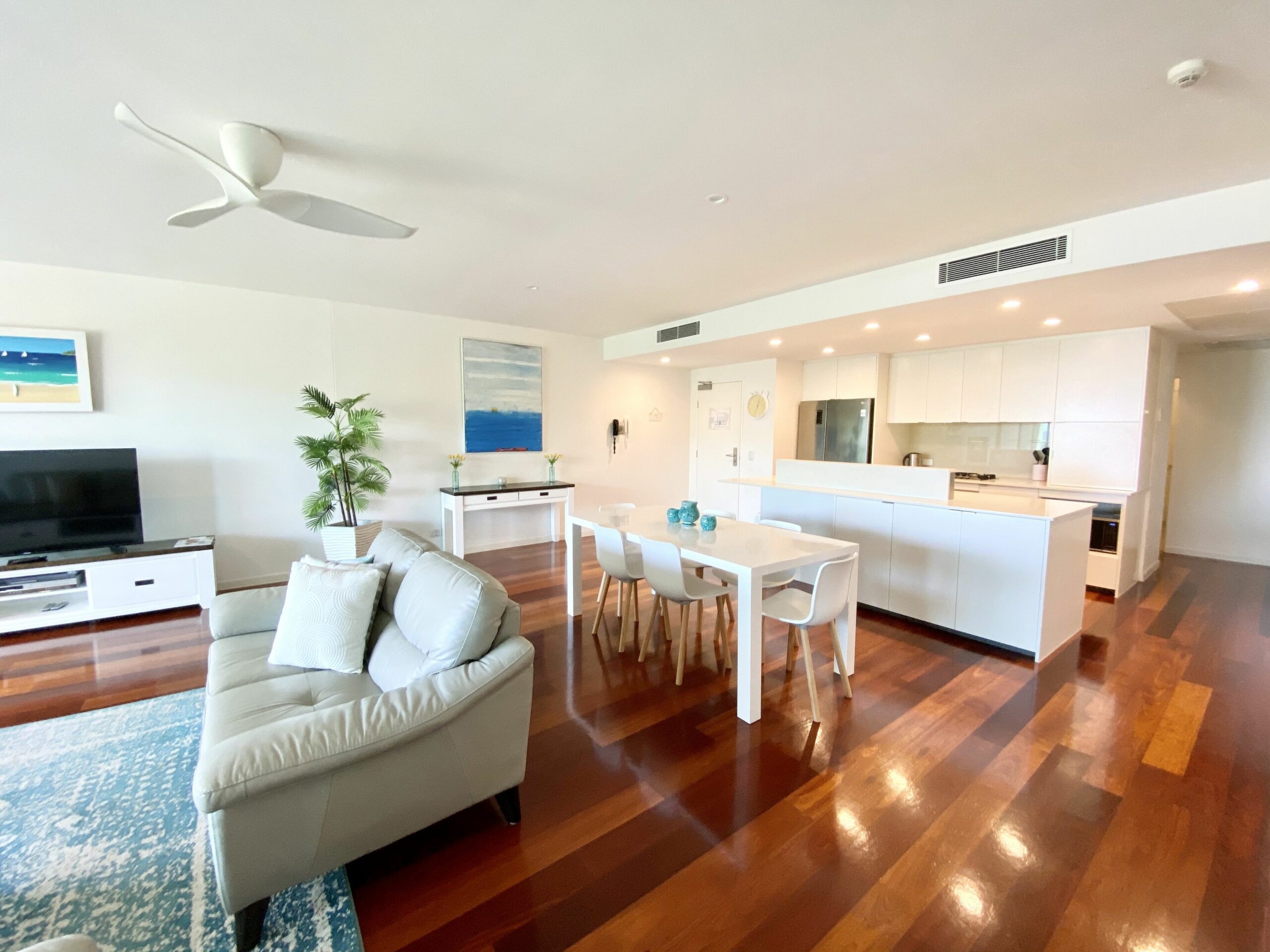 SPACIOUS BEACH PAD – AMAZING OCEAN VIEWS - CABARITA BEACH