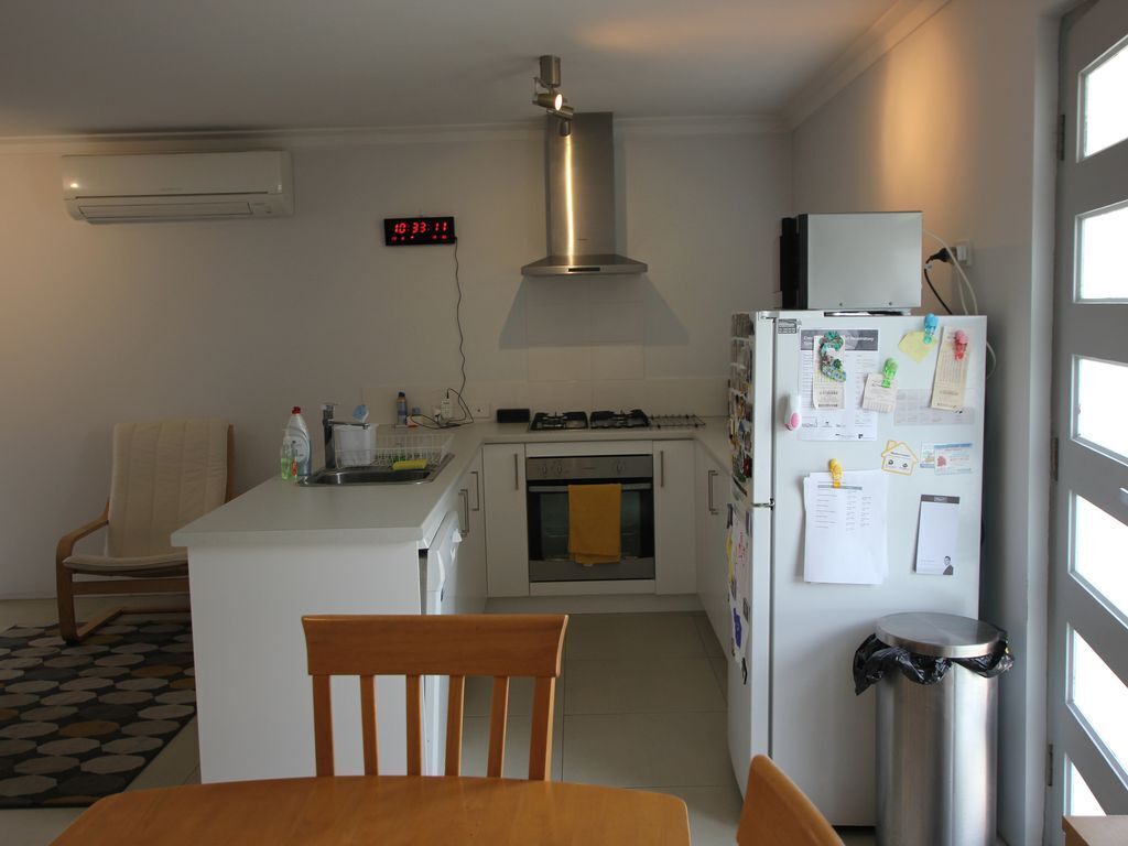 The Beach Pad - 2 Bedroom Self Contained Apartment 200m from Sorrento Beach