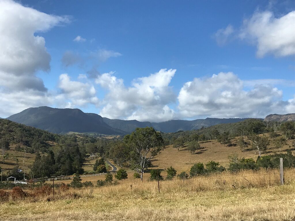 Darlington Grove Farm Stay in a Renovated Dairy Lots of Animals and River Access