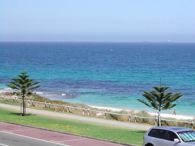 The Mariner on the Beachfront