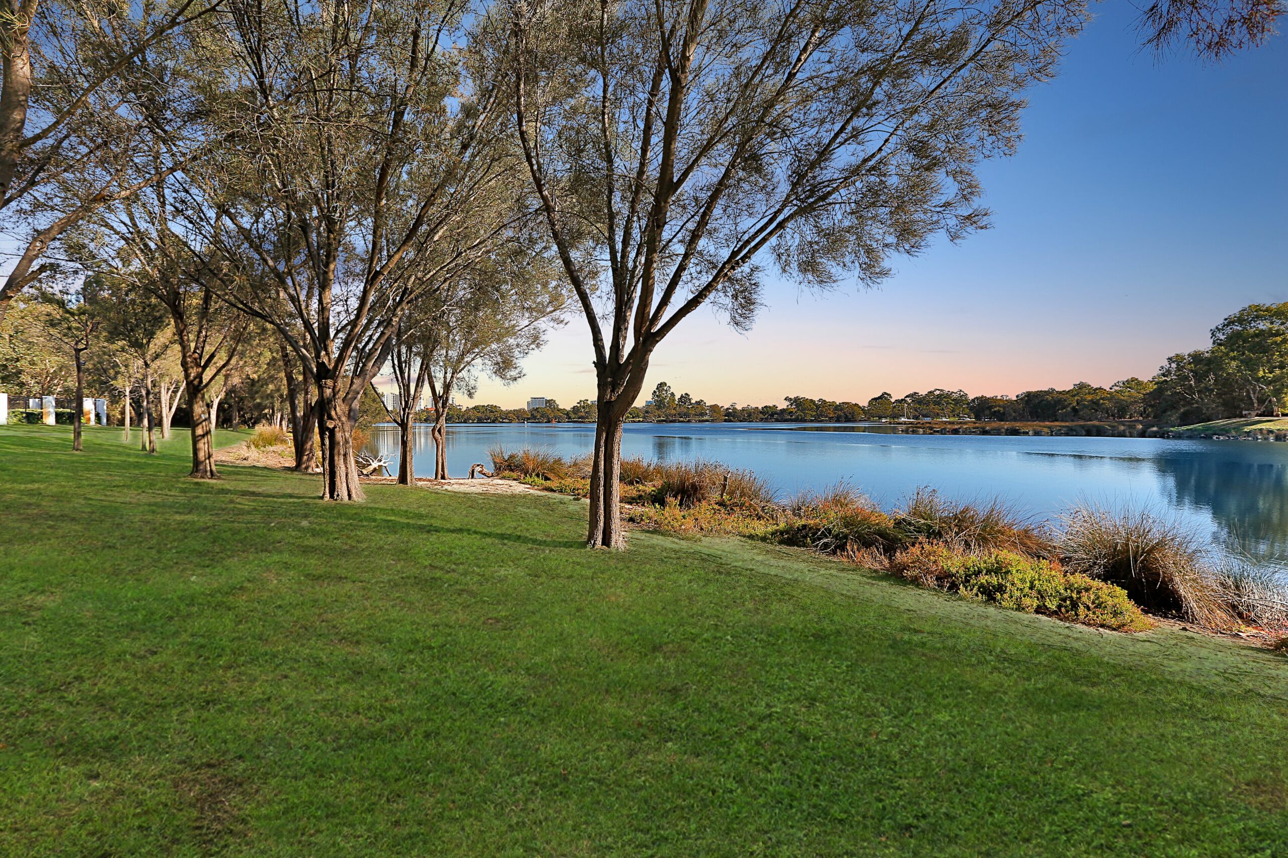 Ascot Modern Apartment -great River View