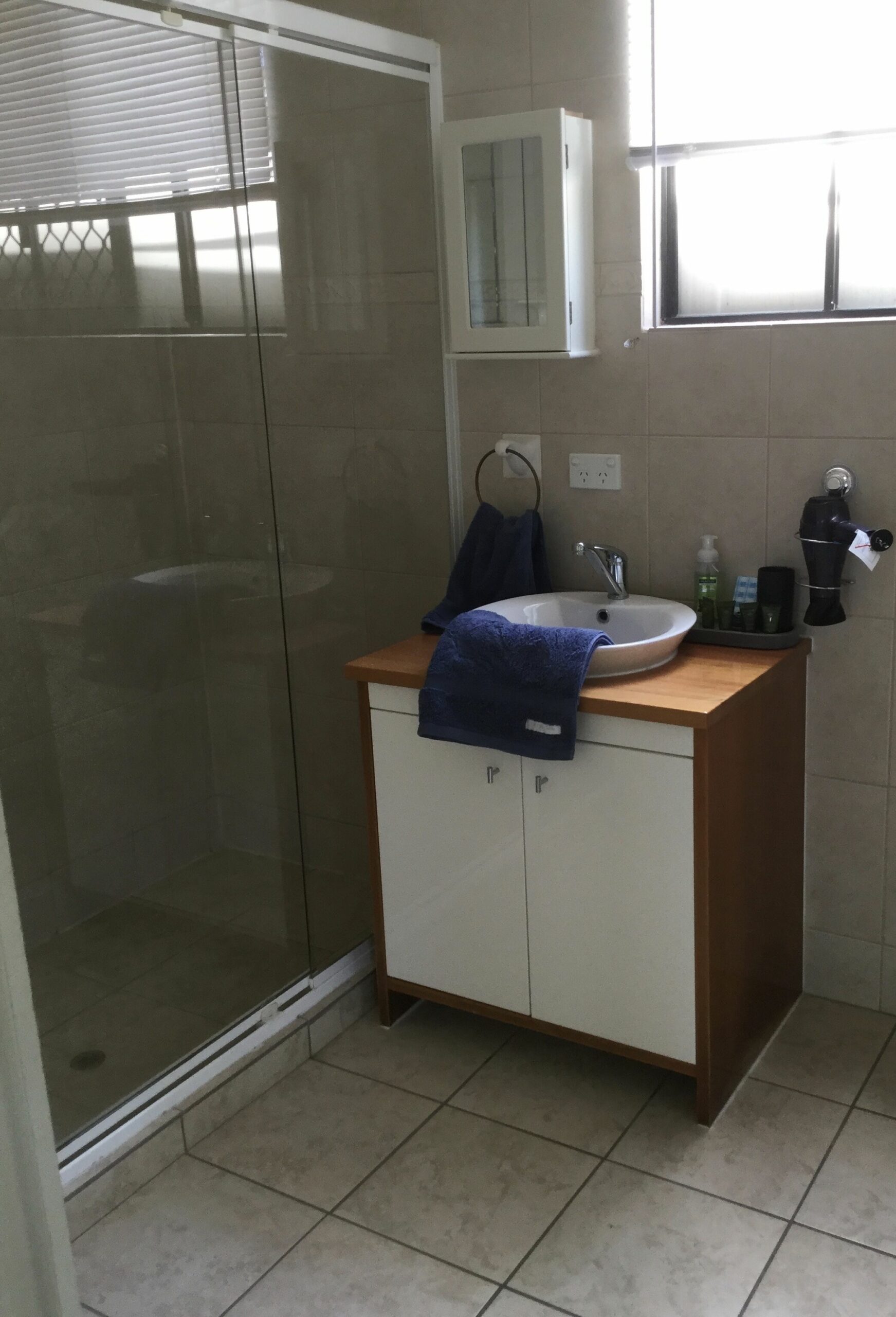 Private Studio Apartment, Labrador/southport Gc/free Wifi