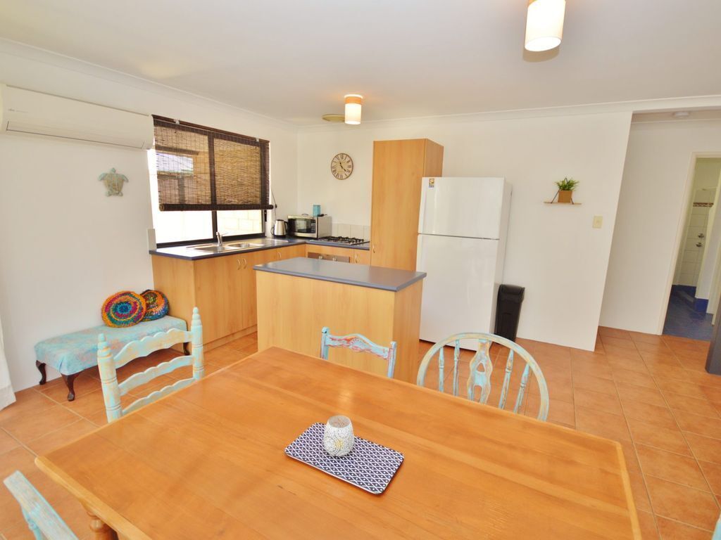 Only 5 Mins From Blue Holes Beach + Bonus Free Wifi is Available
