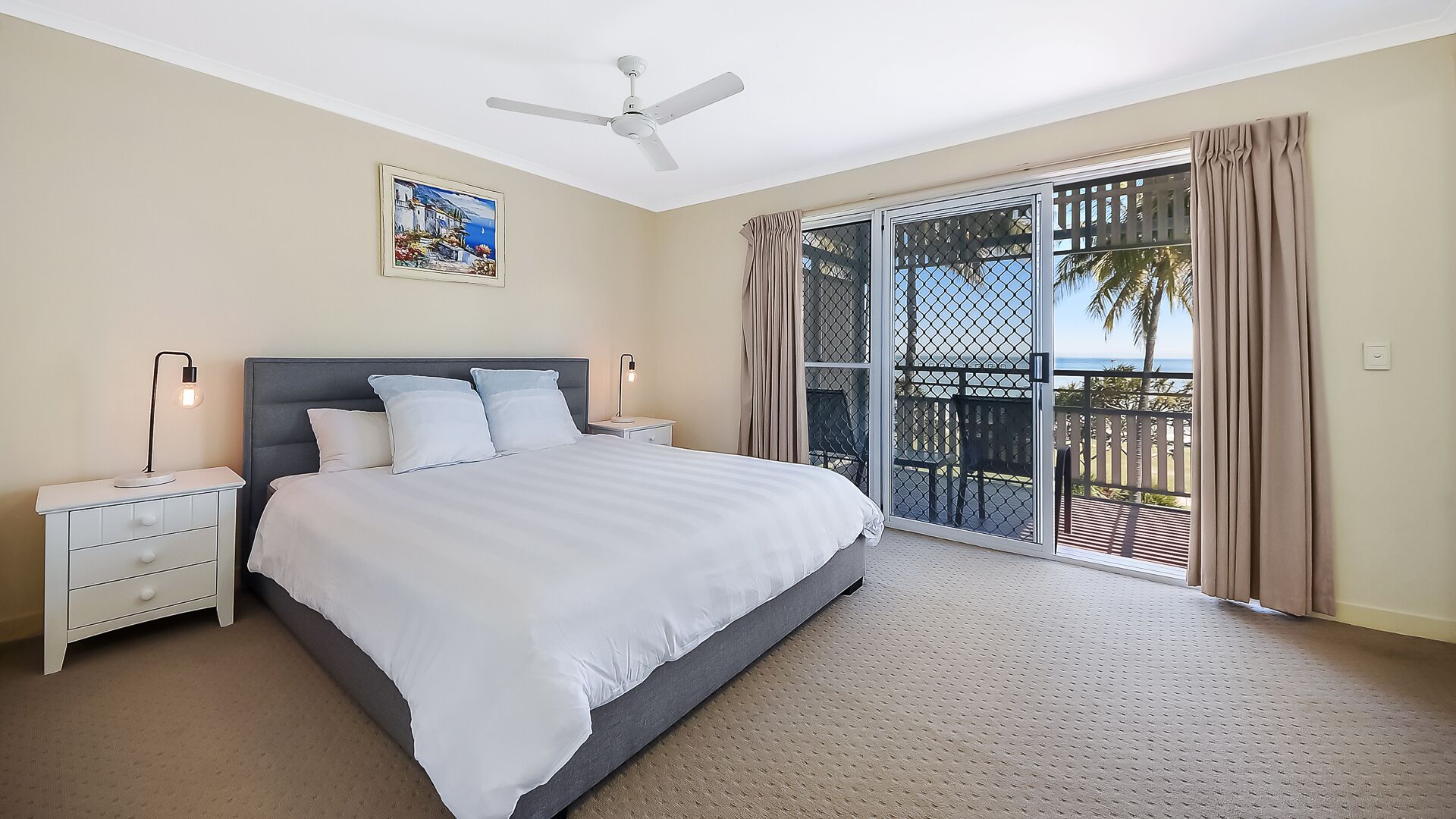 Villa 14 Tangalooma Beach front