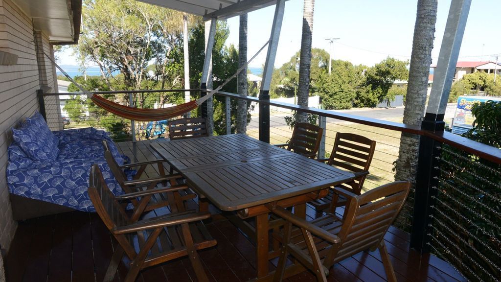 Hammocks and Views at Your Spacious Island Retreat- Enhanced Cleaning