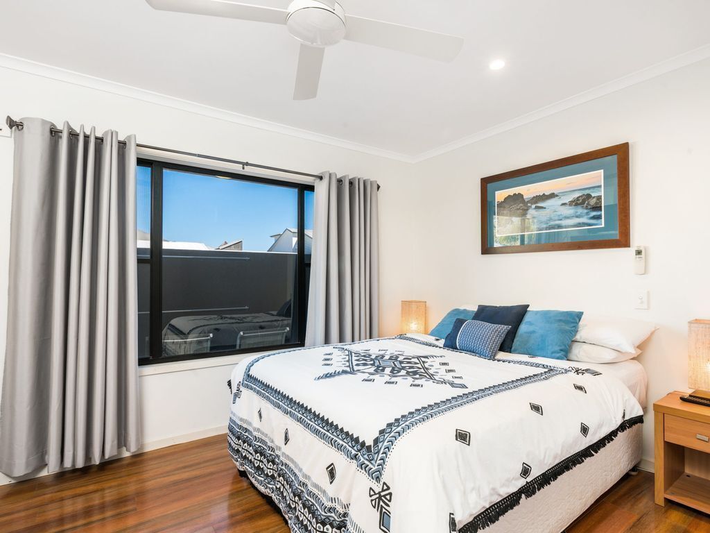 2/8 Lawson Street, Byron Bay - Absolute Solace