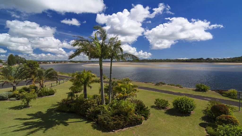 AQUA VISTA 2 - Stunning Water Views & Positioned on the Banks Of the Richmond River