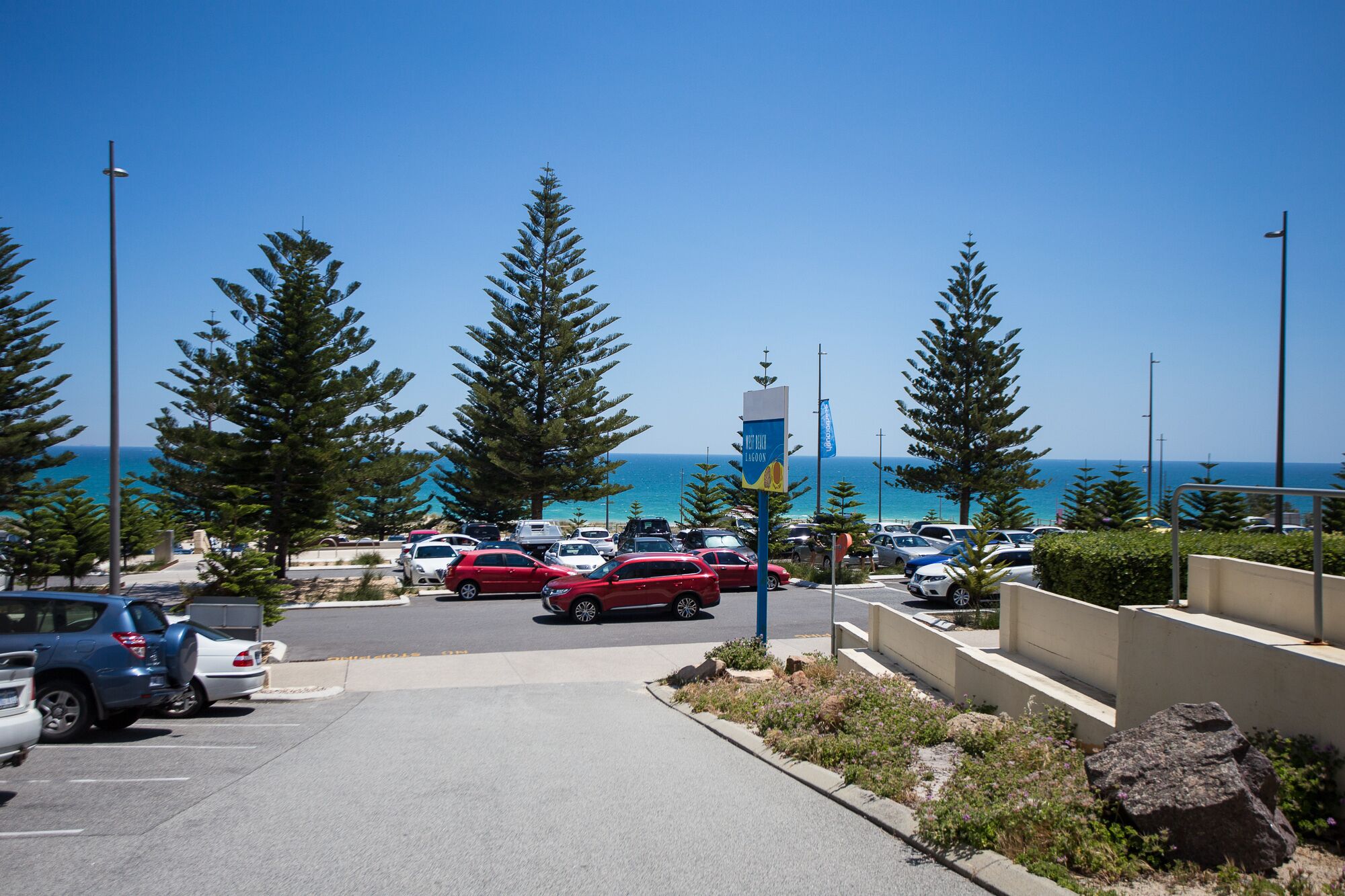 Comfortable 2 bed apartment on Scarborough Beach