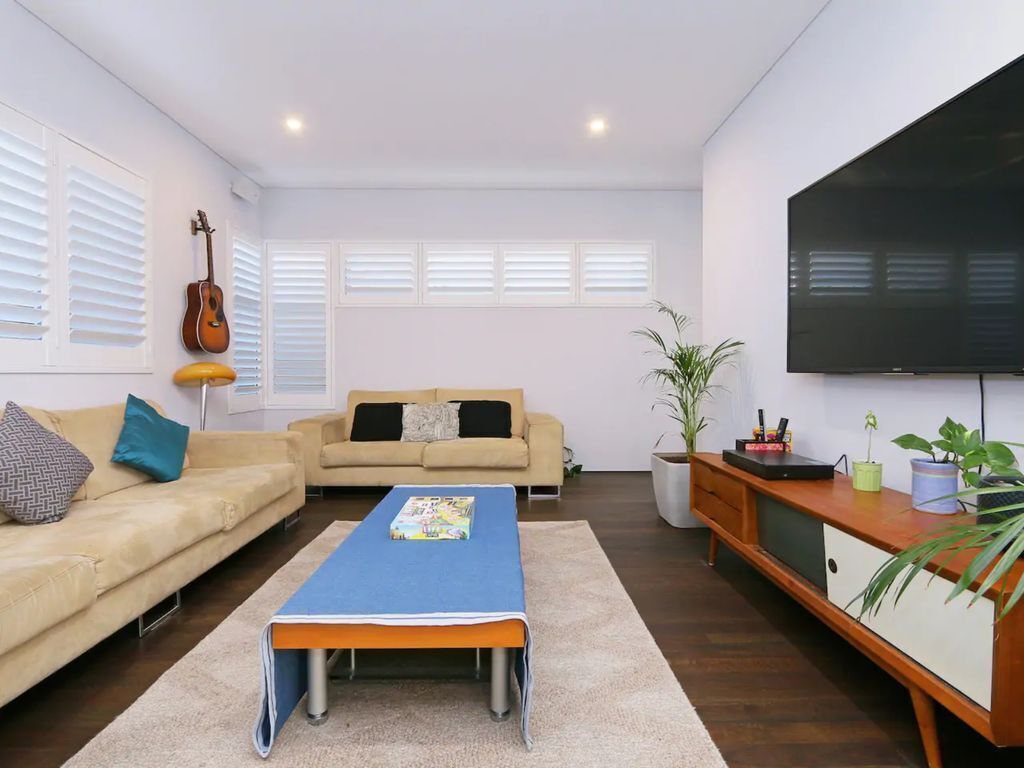 Luxury 4-Bedroom House – Mount Lawley