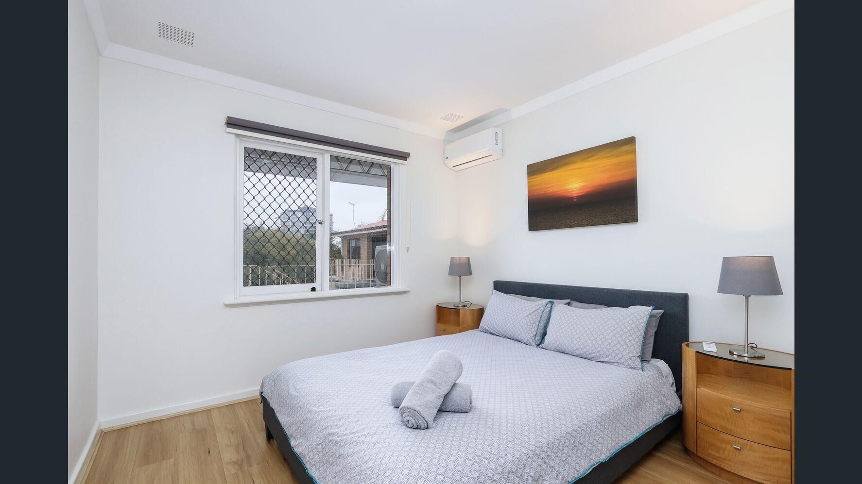 Burswood Home Free Parking, Wifi AND Netflix