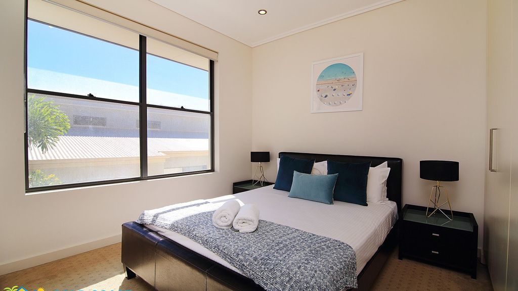 Gold Coast Holiday Houses - THE Parkway @ Sanctuary Cove