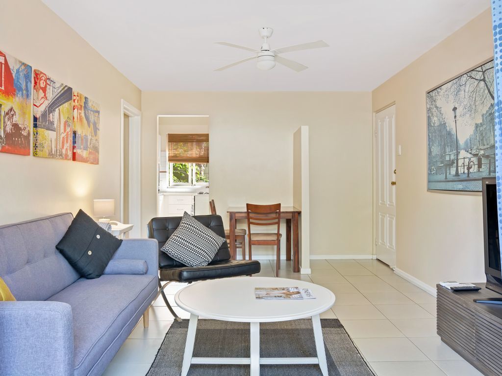 Tranquil 2 Bedroom Apartment in Clayfield