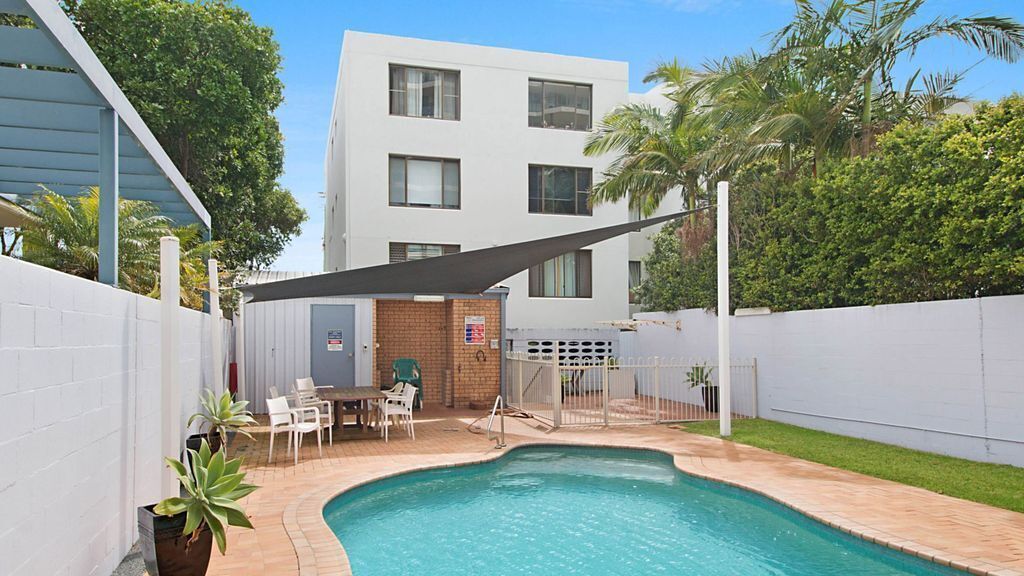 Kirra Vista Apartments Unit 18 Kirra Beachfront, Easy Walk to Shops Cafes and Clubs