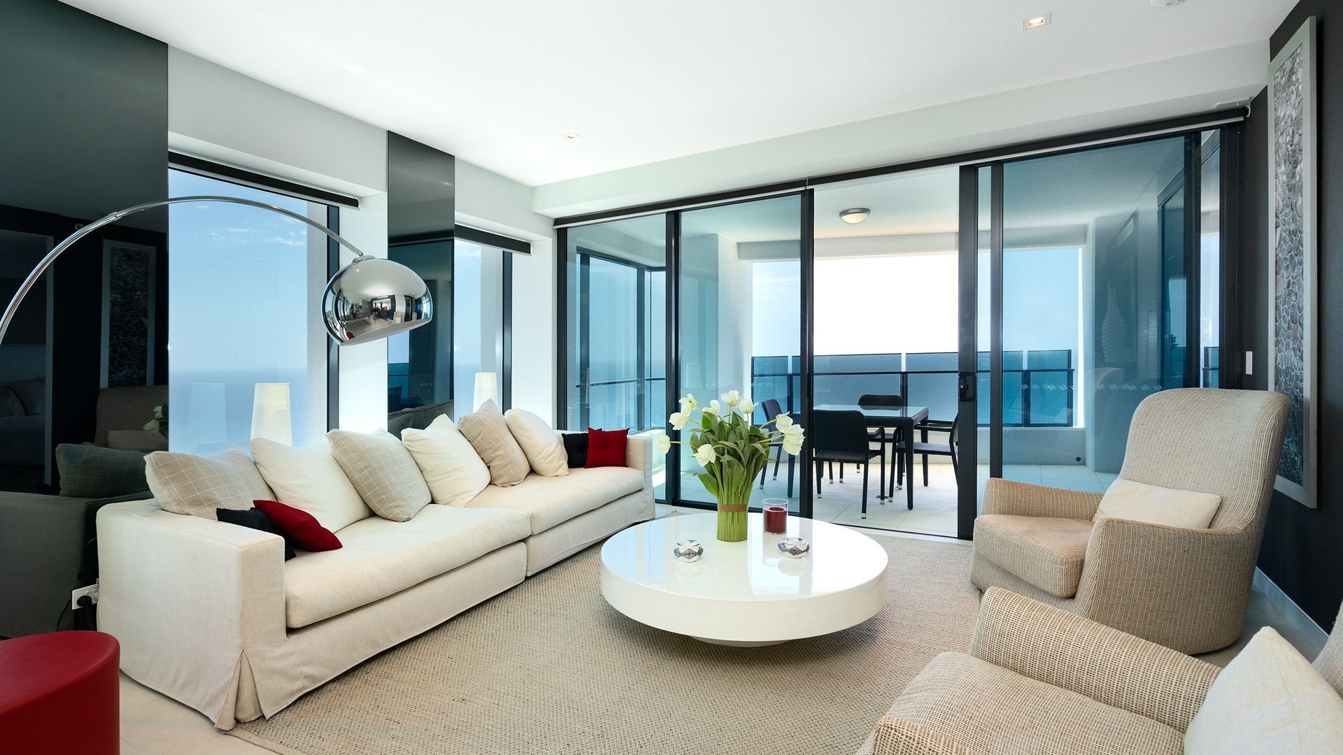 Luxury For The Soul 2 Bedroom Beachfront Apartment