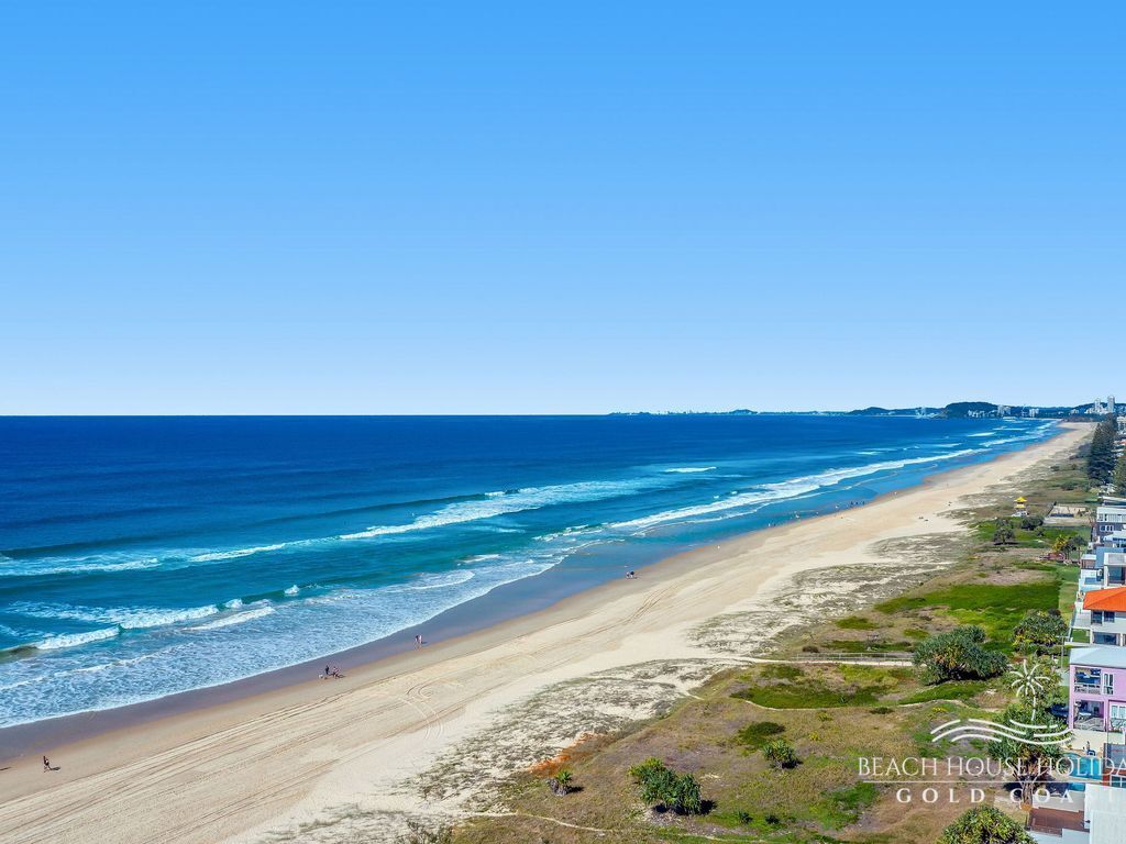 True Beach Front Family Holiday Home