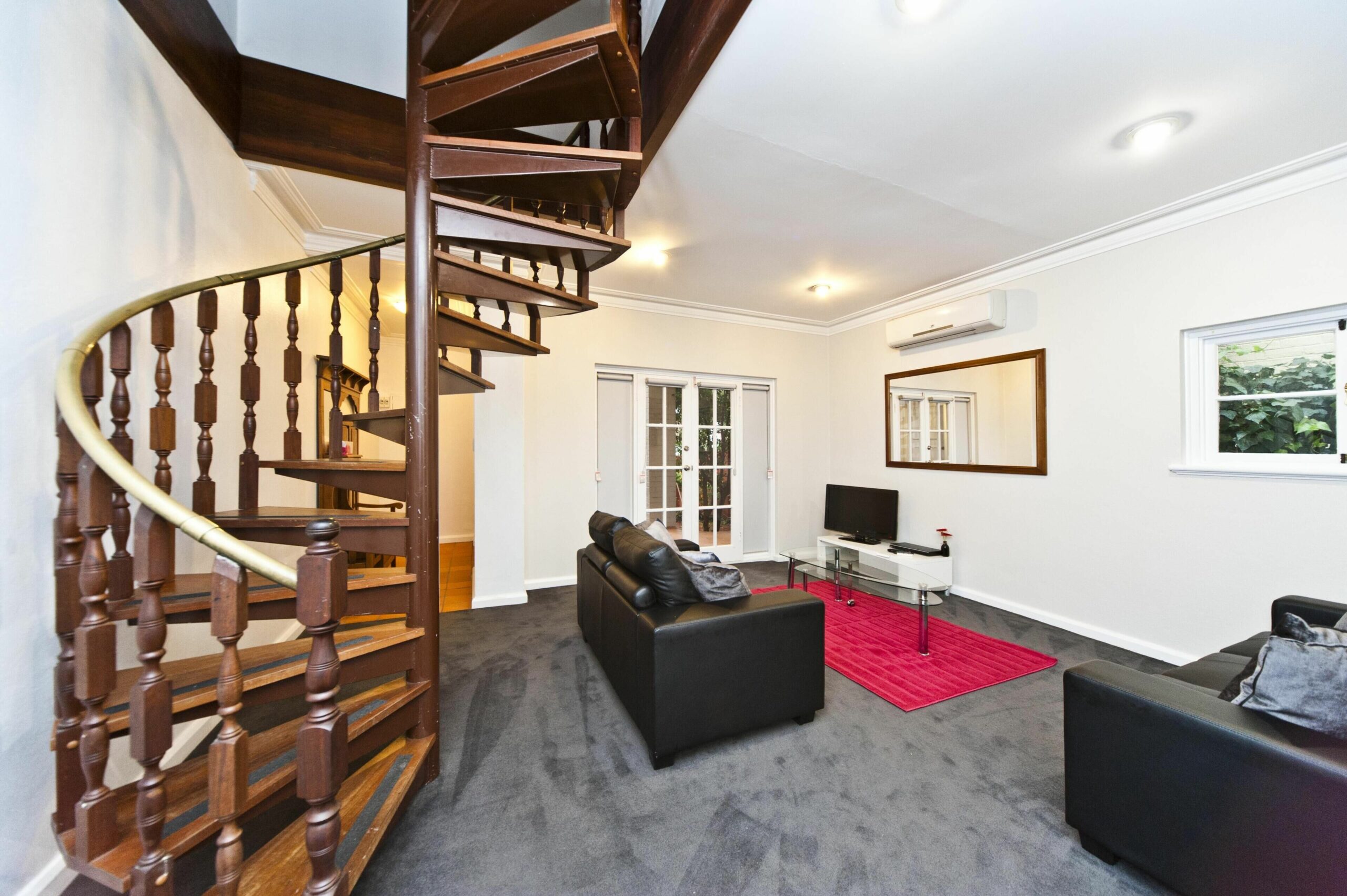 3 Bedroom Accommodation Near to UWA and Hospitals