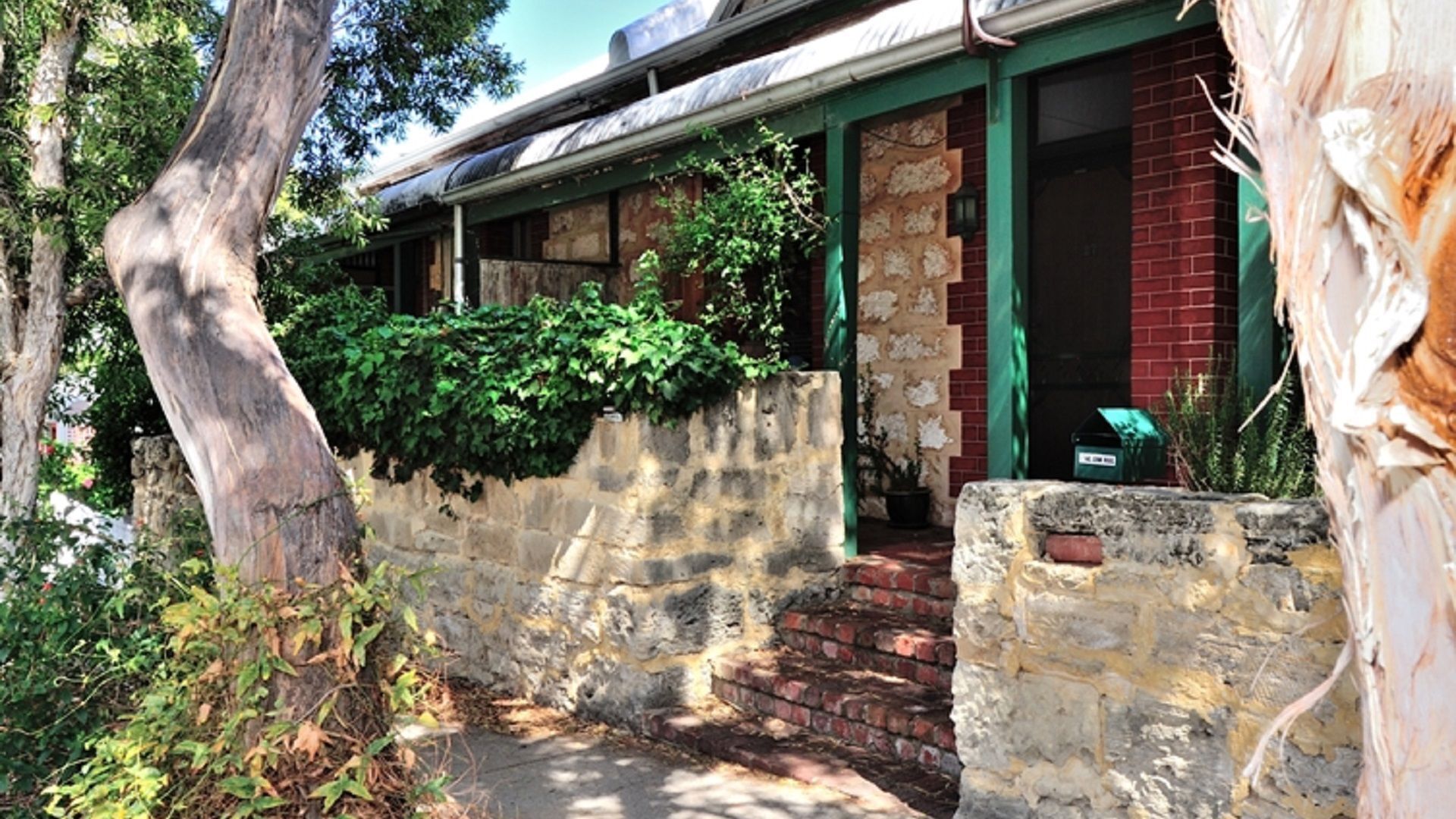 Historic 2 Bedroom South Fremantle Cottage