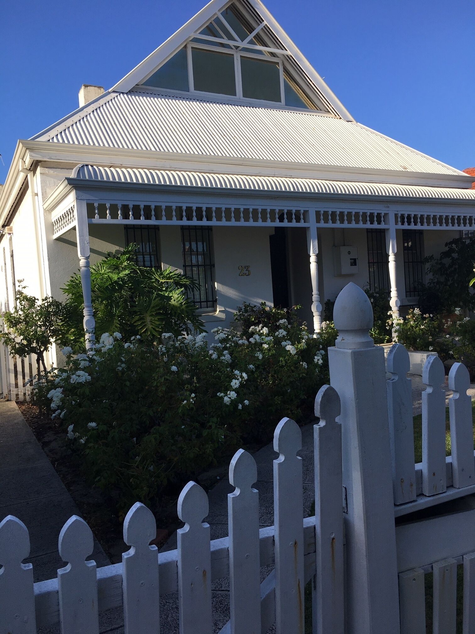 Rose Cottage - turn of the century renovated cottage