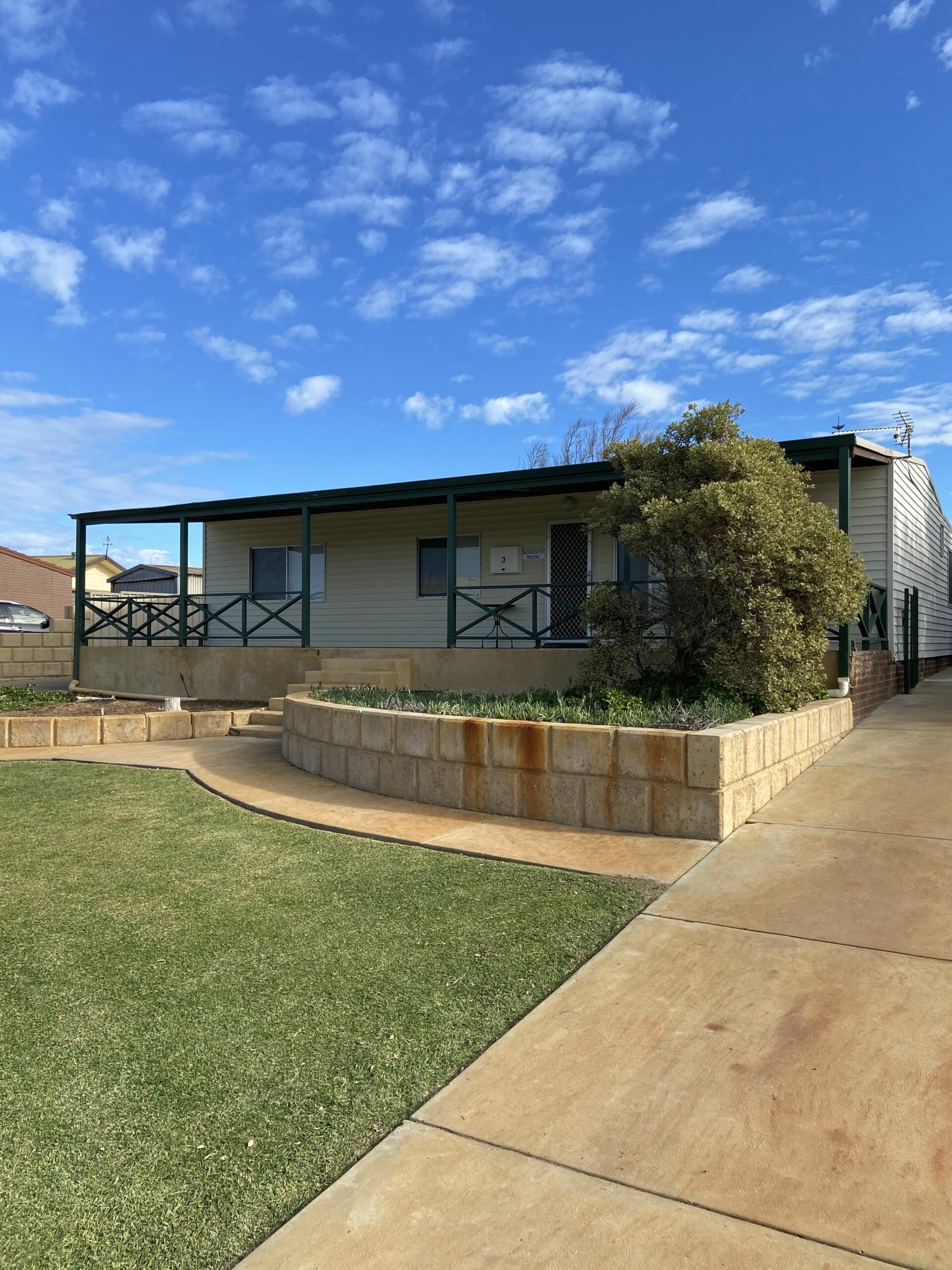 Sandowne House - Families and Fisher Peoples Favourite Close to Beach