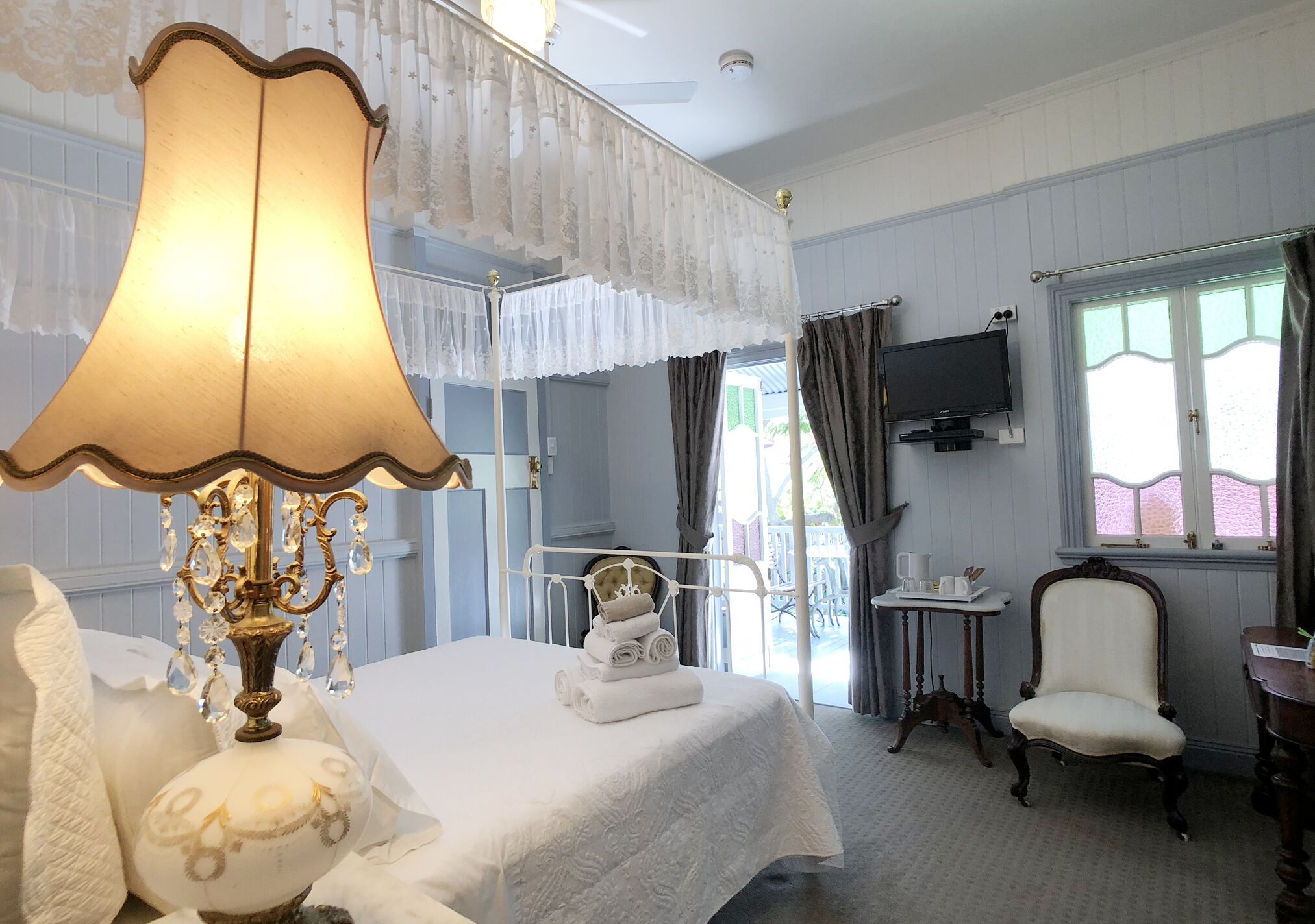 Luxury Classic Accommodation With Timeless Elegance