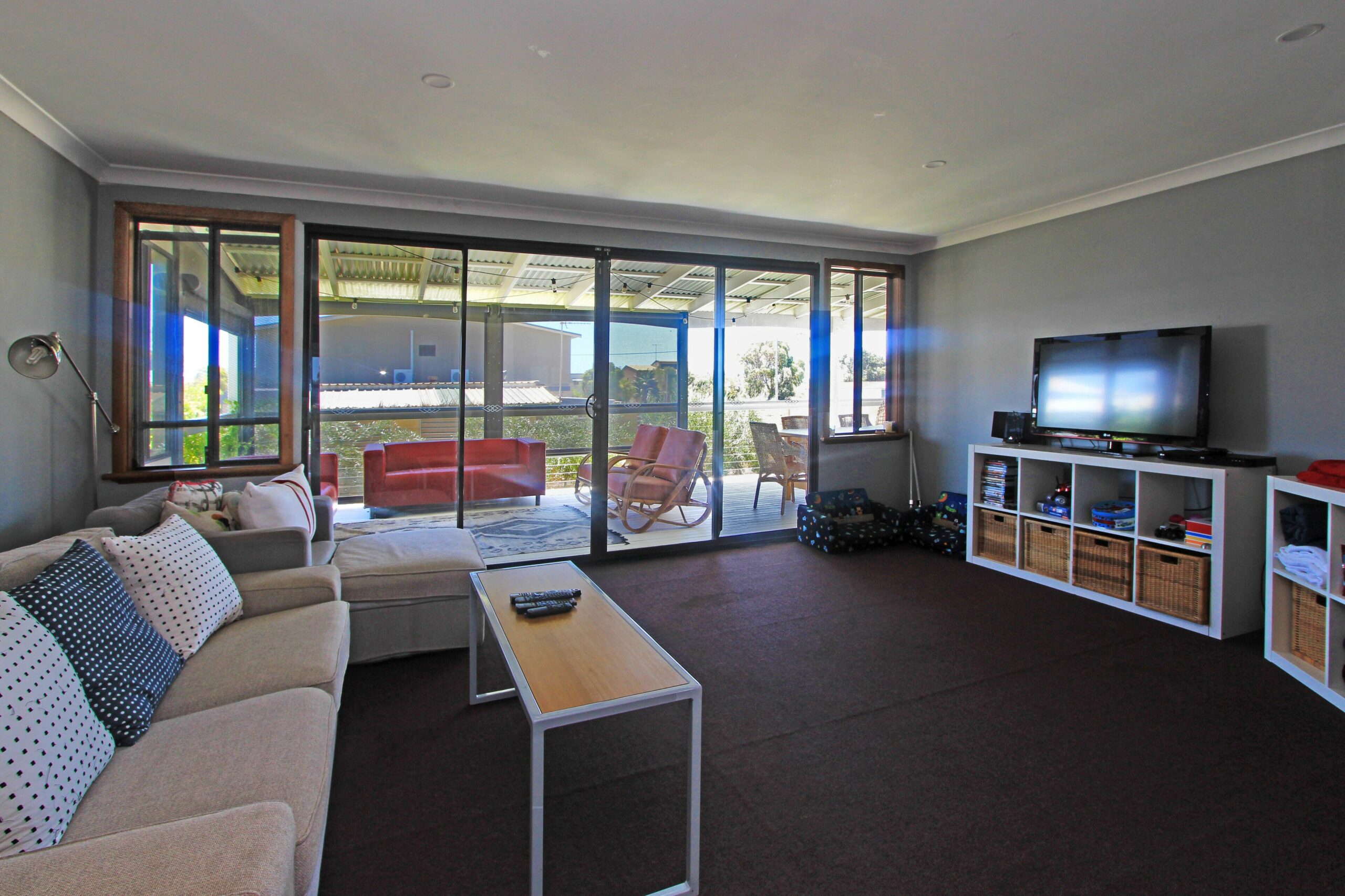 Large Family Home in Jurien Bay with great entertaining area