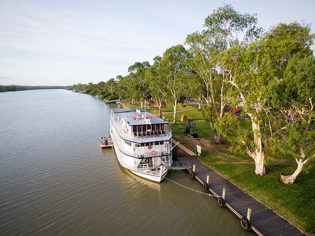Murray River Day Trip from Adelaide Including Lunch Cruise aboard the Proud Mary