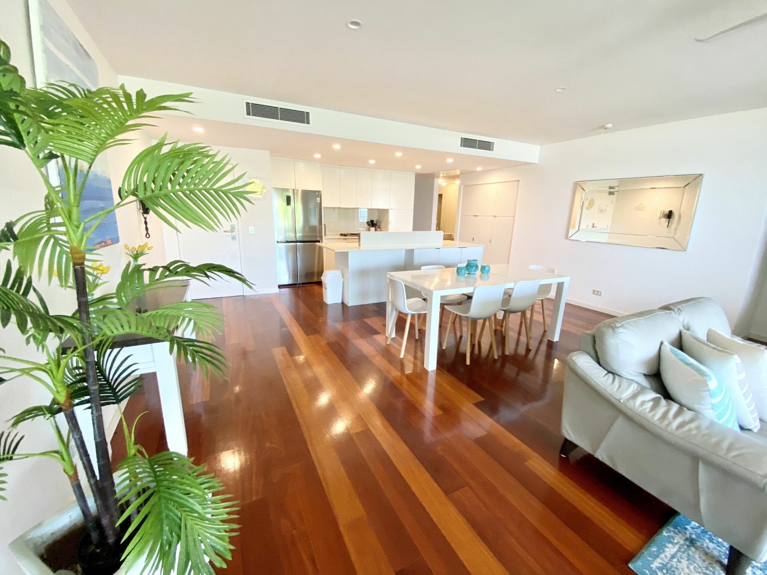 SPACIOUS BEACH PAD – AMAZING OCEAN VIEWS - CABARITA BEACH