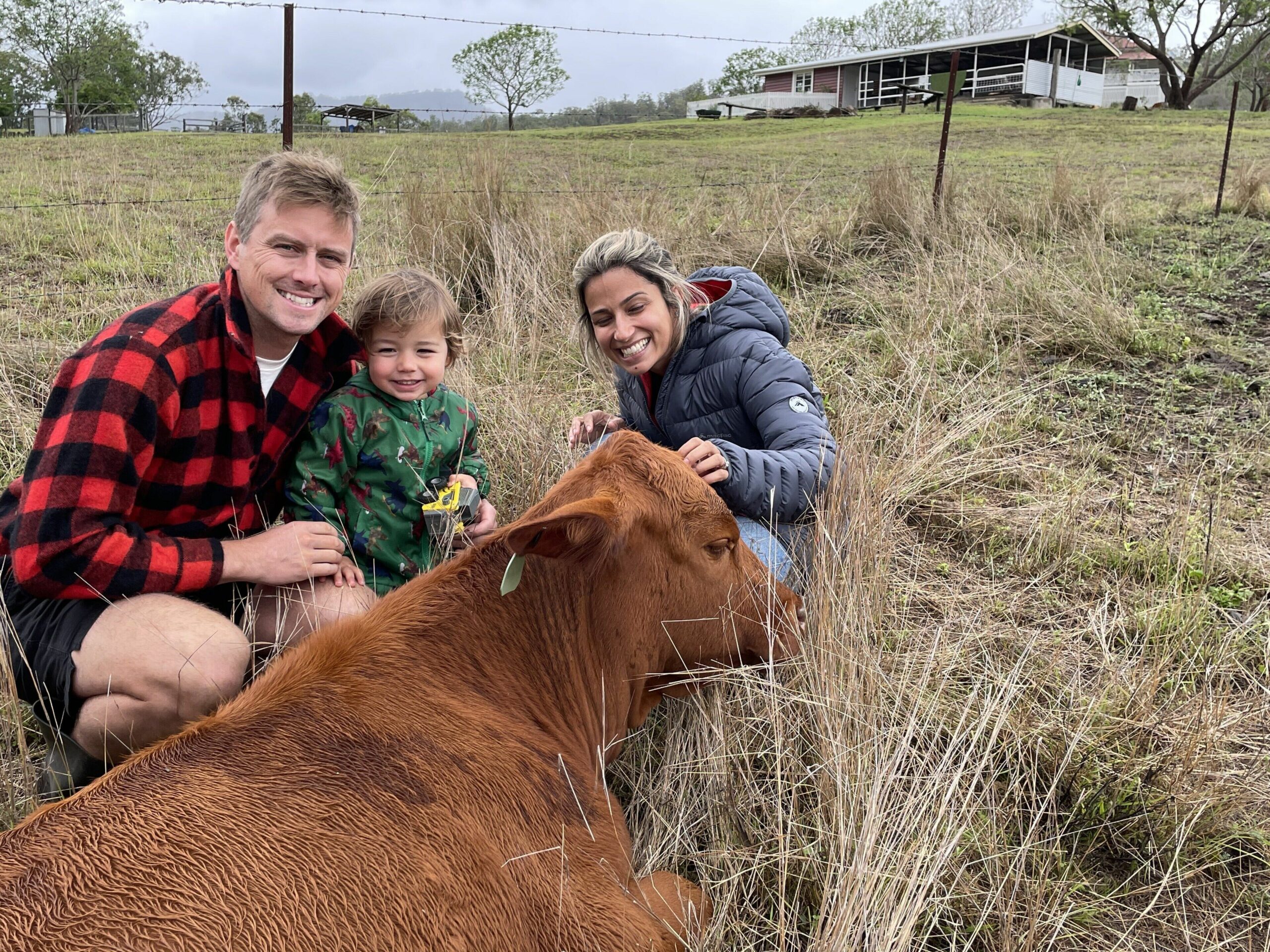 Darlington Grove Farm Stay in a Renovated Dairy Lots of Animals and River Access