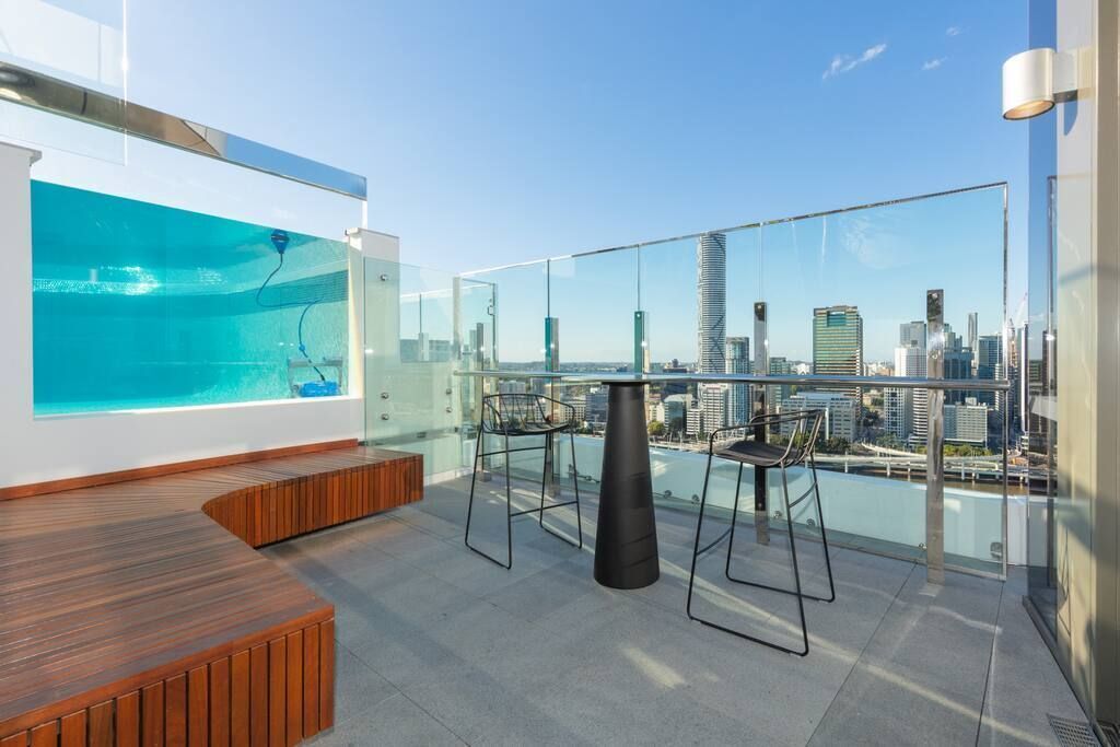 NEW Marvelous Water View Apartment @ South Bank