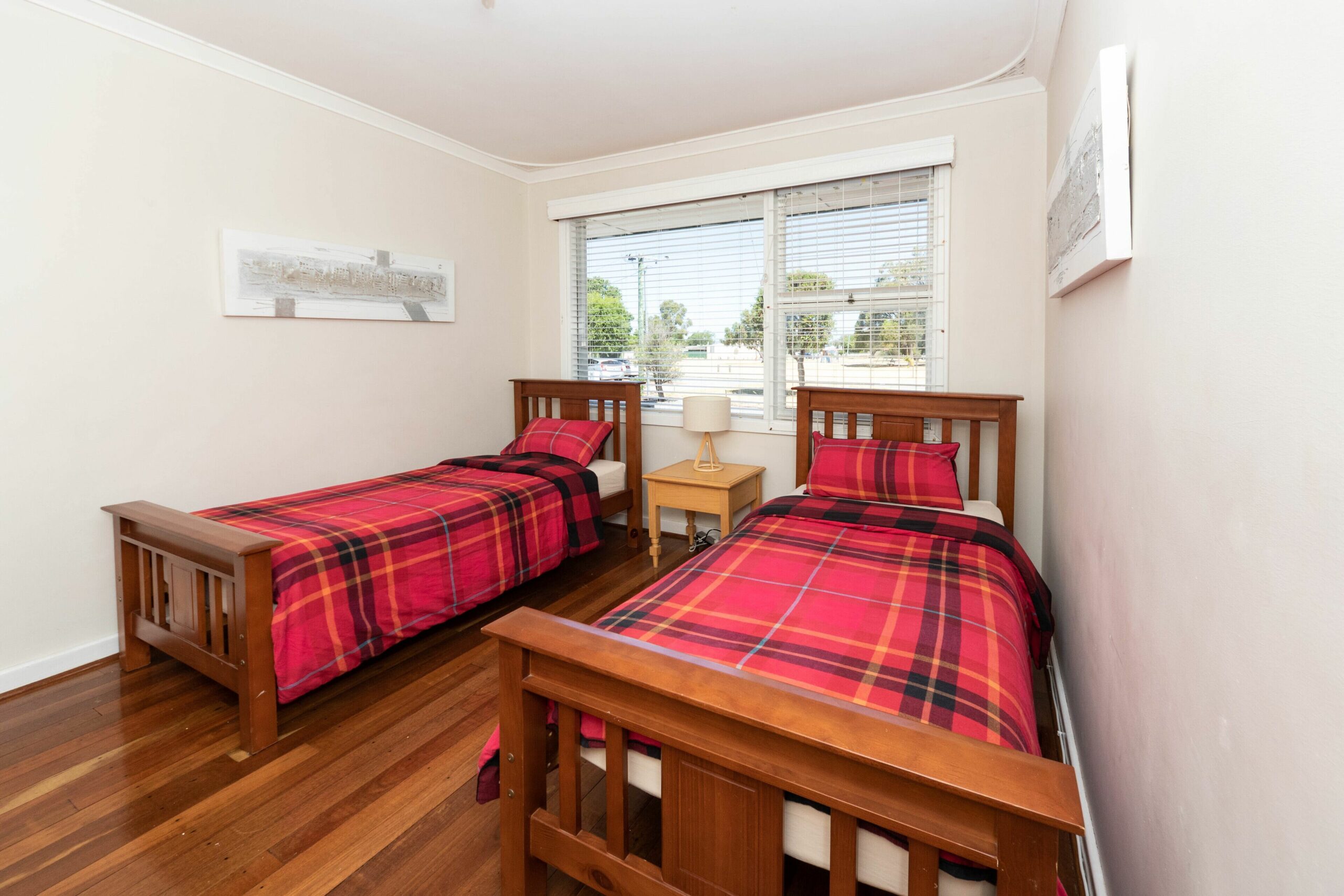 Cosy Lodge Thornlie - comfort at value price.