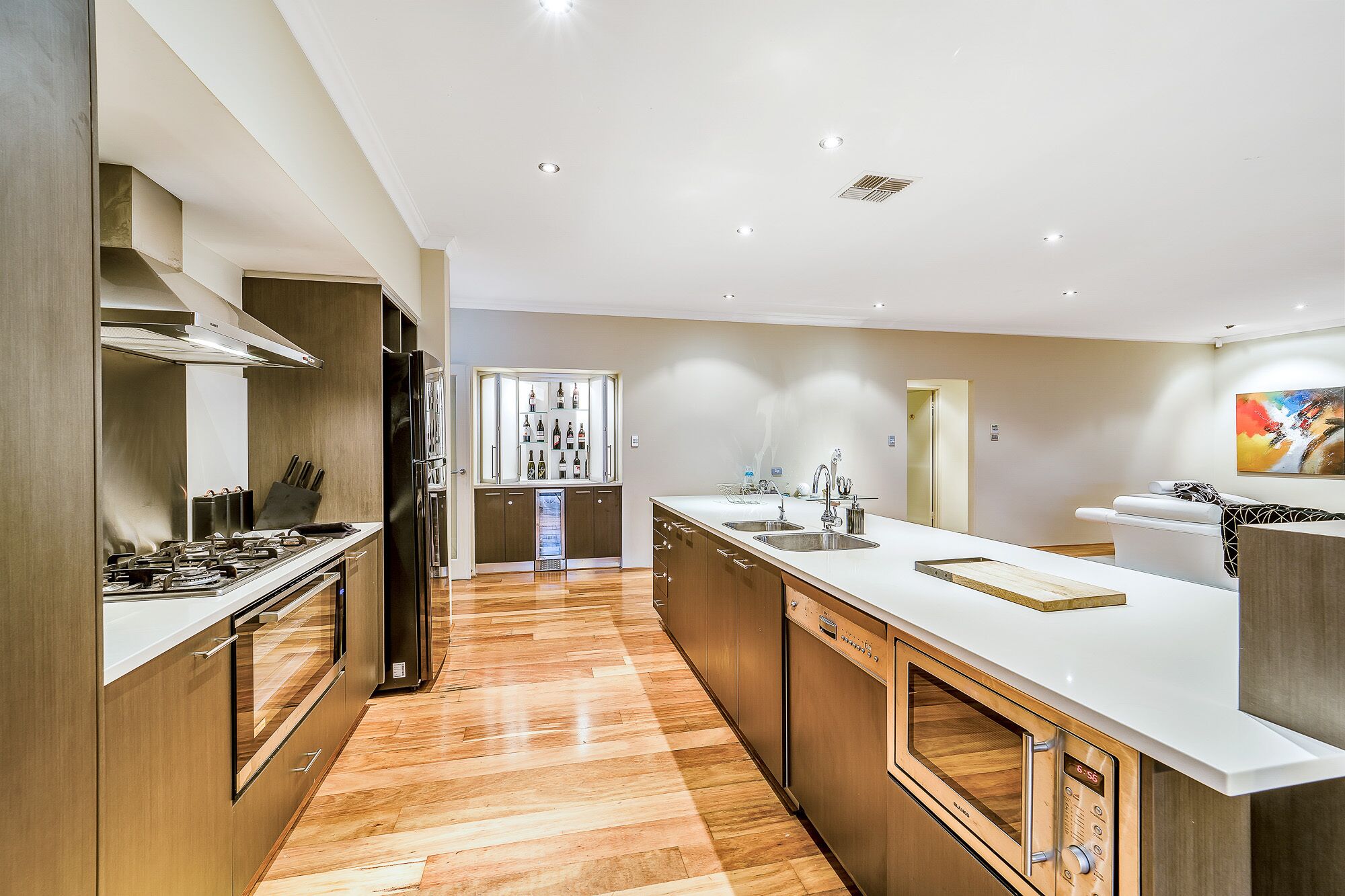 The Royal Statement With Luxury in the Heart of Swan Valley of Perth