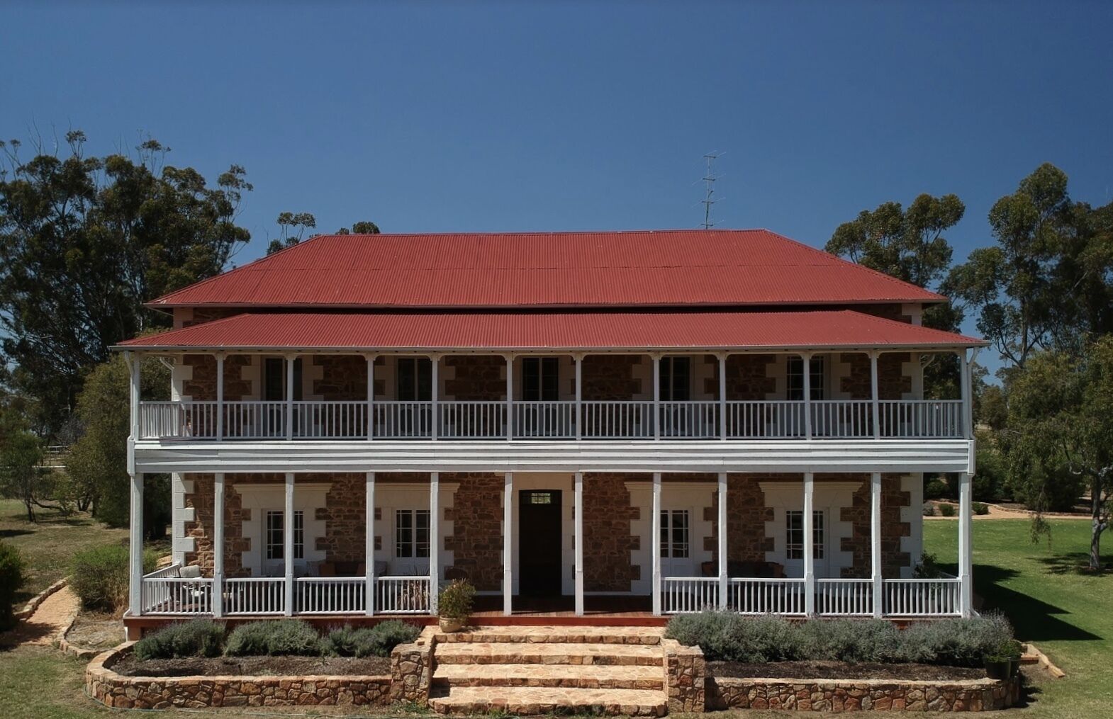 Dempster Cottage is a Stone Cottage Built 1850 Located Between Northam /toodyay