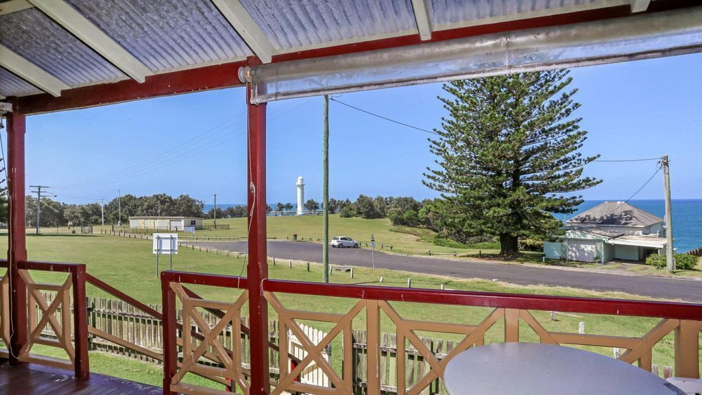 Yamba Pilot Cottage 1 - Pets Welcome